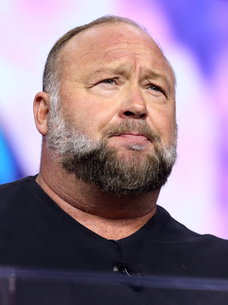 The Digital Public Square: Free Expression and Rights Online alex jones (53808242292) (cropped)